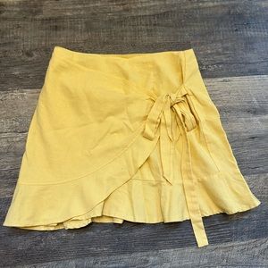 showpo yellow skirt